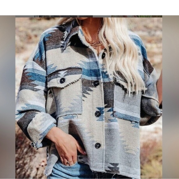 La Miel Aztec Shacket Size S - Picture 2 of 8